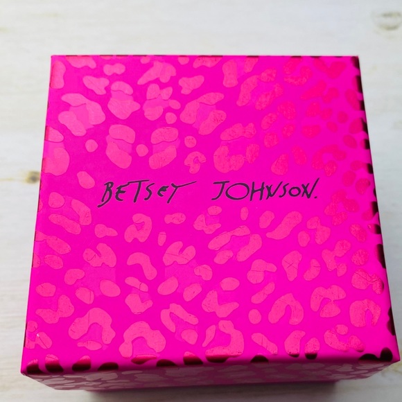 💗Betsey Johnson Dragonfly Stud Earrings, Crystal - Picture 9 of 14